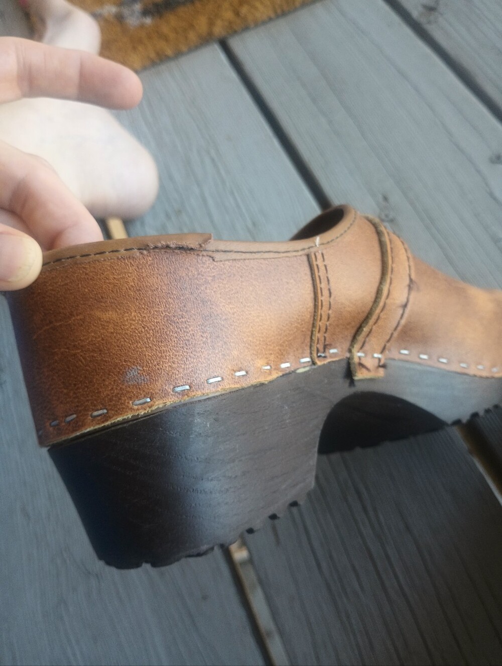Clogs - Picture 9 of 12